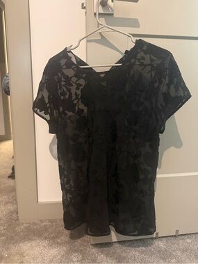 Express Black Sheer Floral Short Sleeve Blouse